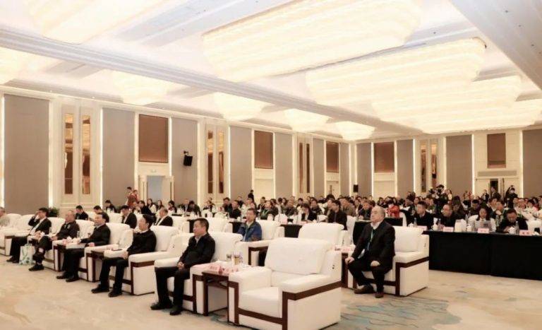 紐邁榮獲“中國(guó)實(shí)驗(yàn)室綠色技術(shù)貢獻(xiàn)獎(jiǎng)”|第三屆中國(guó)實(shí)驗(yàn)室綠色技術(shù)國(guó)際報(bào)告會(huì)圓滿落幕